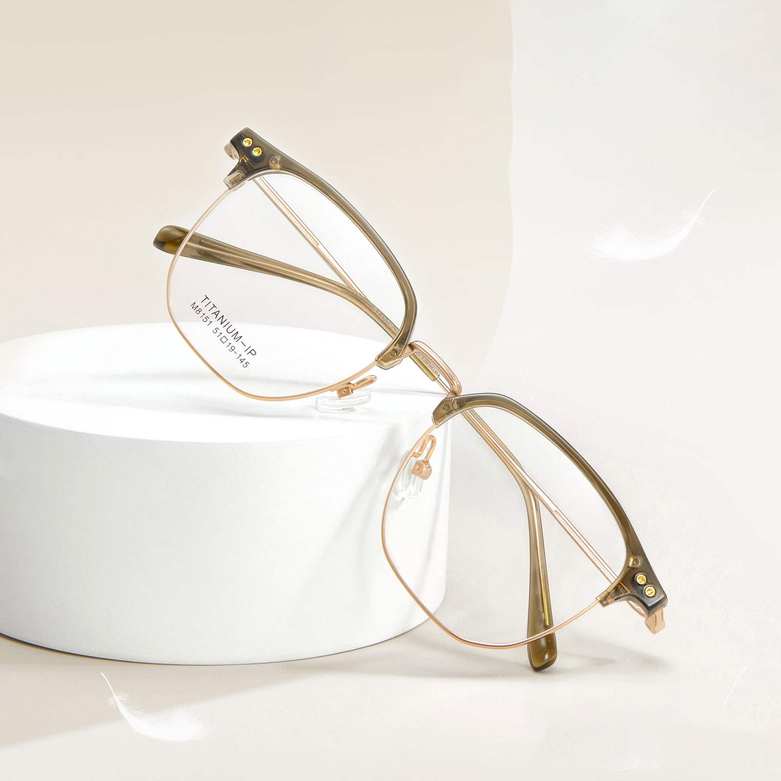 M8151 Square Circle Lättvikts β Titanium glasögon